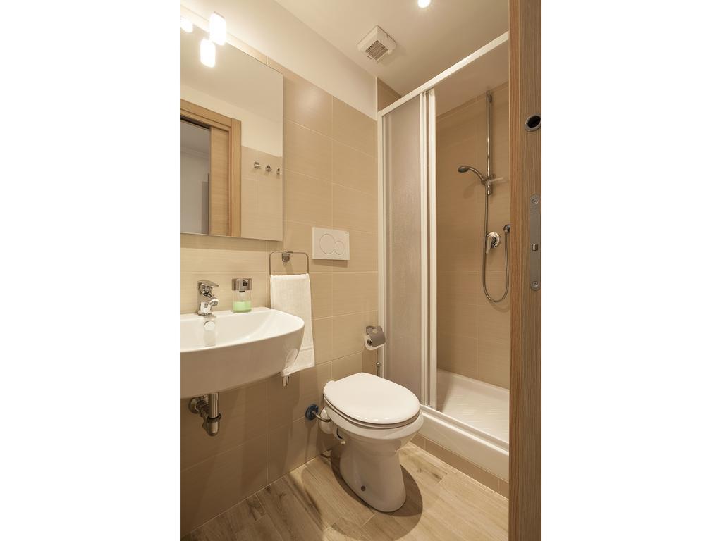Dimora Vaticano Apartments Rome Bilik gambar